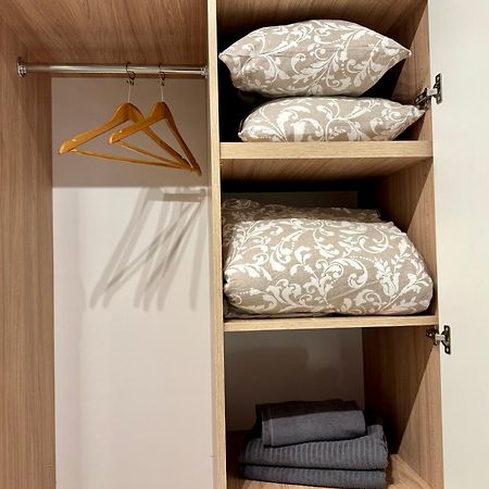 Ferienwohnung K22 Wola Slawinska 6/511 Z Wanna Warschau Exterior foto