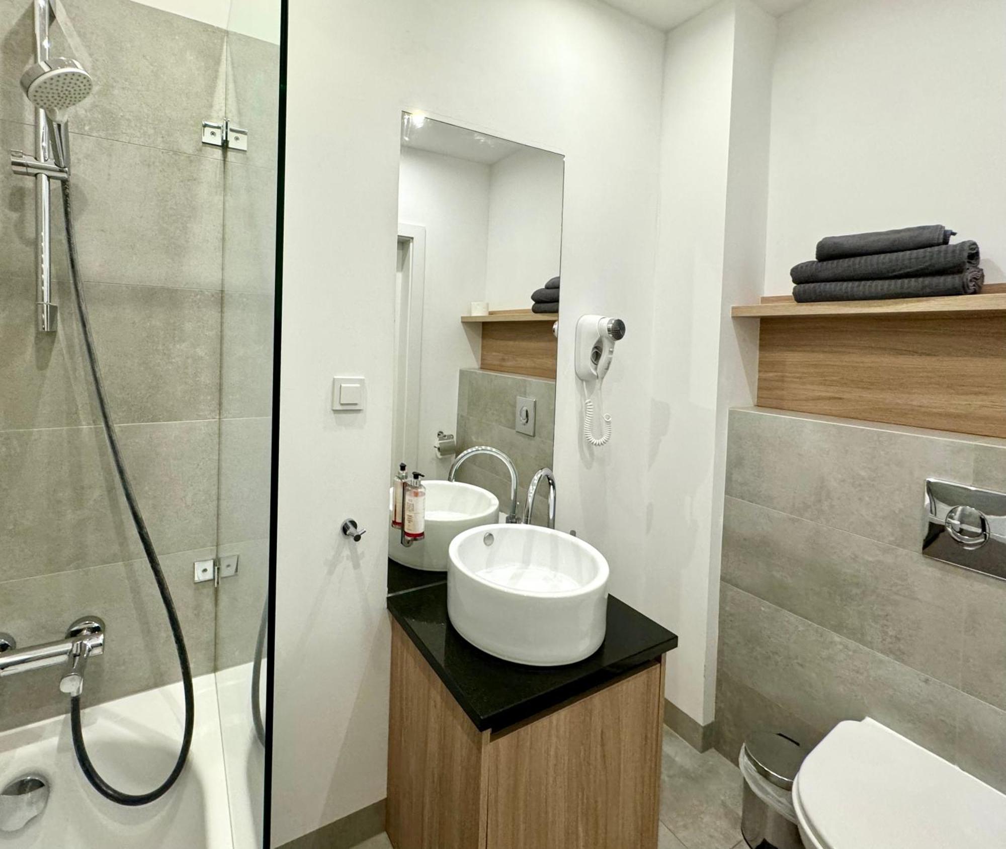 Ferienwohnung K22 Wola Slawinska 6/511 Z Wanna Warschau Exterior foto